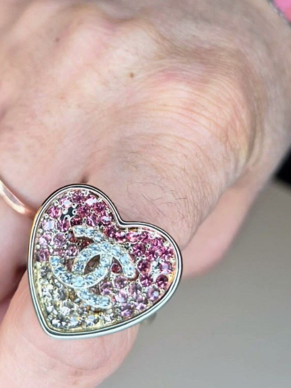 π*CCrryyssttaaL Pave PINK Gradient Crystalz HEART Gold Ringππ - Picture 3 of 9